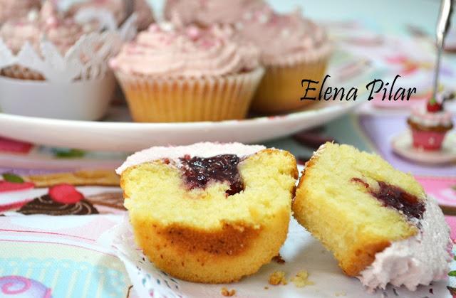 Cupcakes de Limón rellenos de Frambuesa Cupcakes de Limón rellenos de Frambuesa