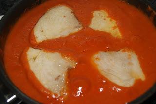 Bonito con tomate Bonito con tomate