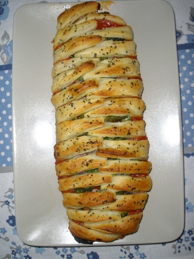 Trenza de Hojaldre Relleno de Esparragos y Bacon