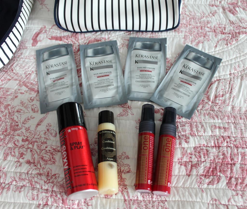 Toiletry bag for travelling... Toiletry bag for travelling...