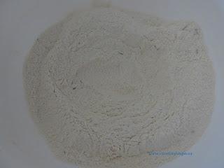 Pan de queso y pimientos de piquillo harina