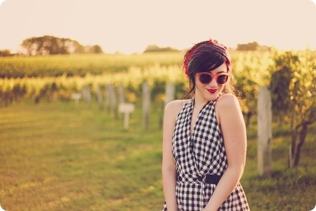 FLASHES 05 FLASHES 05