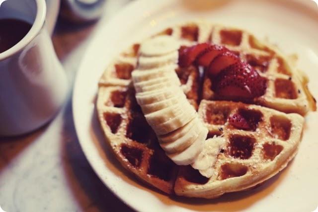 FLASHES 09 FLASHES 09