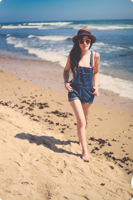 FLASHES 04 FLASHES 04