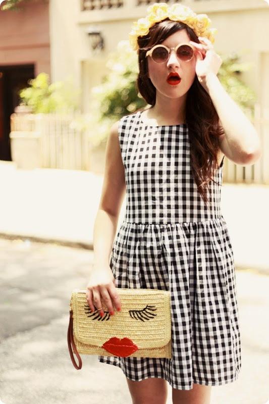 FLASHES 08 FLASHES 08