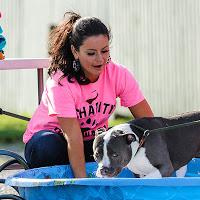 Snooki y Jwoww participaron en un Dog Wash solidario. Snooki y Jwoww participaron en un Dog Wash solidario.