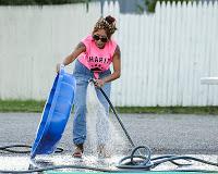 Snooki y Jwoww participaron en un Dog Wash solidario. Snooki y Jwoww participaron en un Dog Wash solidario.