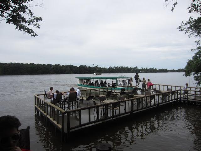 LOOK231-15.8.20137:30DESTINO PARA SER MÁS FELIZ.Las dos ú... LOOK231-15.8.20137:30DESTINO PARA SER MÁS FELIZ.Las dos ú...