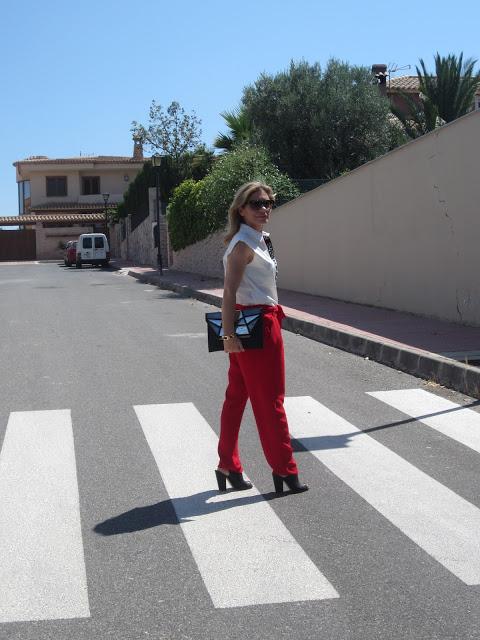 LOOK230-14.8.20138:15¡¡Qué tal amiga!!Ya en miércoles, y ... LOOK230-14.8.20138:15¡¡Qué tal amiga!!Ya en miércoles, y ...