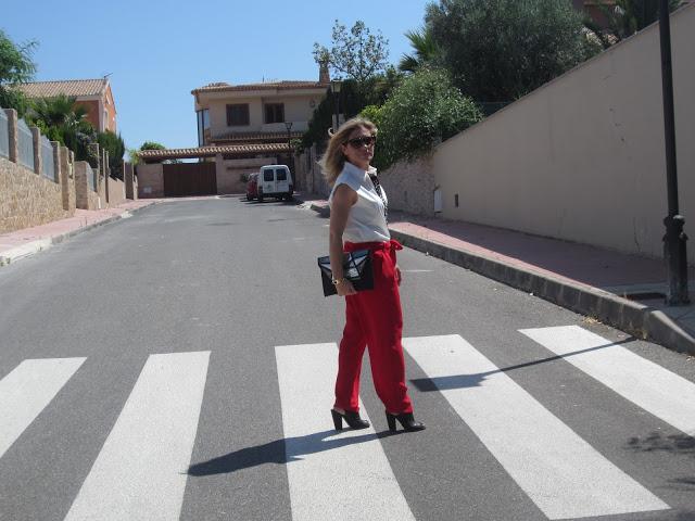 LOOK230-14.8.20138:15¡¡Qué tal amiga!!Ya en miércoles, y ... LOOK230-14.8.20138:15¡¡Qué tal amiga!!Ya en miércoles, y ...