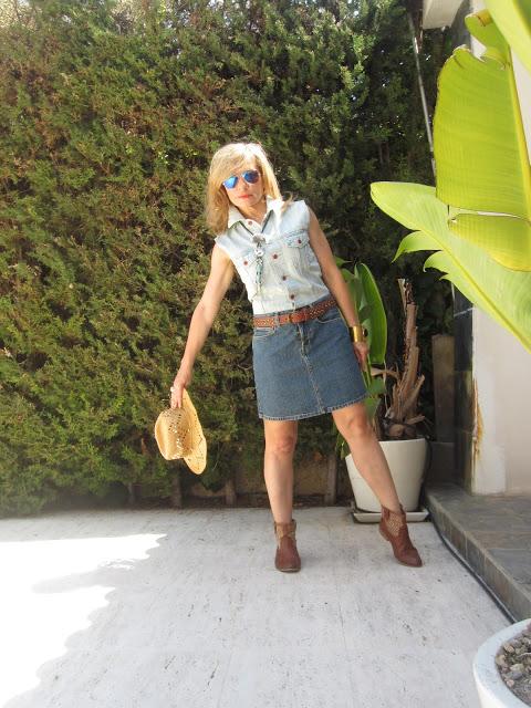 LOOK229-13.8.20138:15¡¡Martes!!El look que os propongo ho... LOOK229-13.8.20138:15¡¡Martes!!El look que os propongo ho...