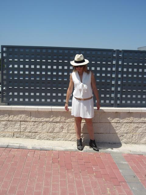 LOOK228-12.8.20138:15¡¡Qué hay de nuevo amiga!!Ya estoy d... LOOK228-12.8.20138:15¡¡Qué hay de nuevo amiga!!Ya estoy d...