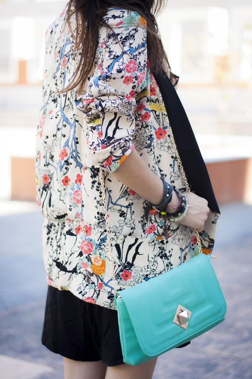 Kimono-Blazer And Crop Top