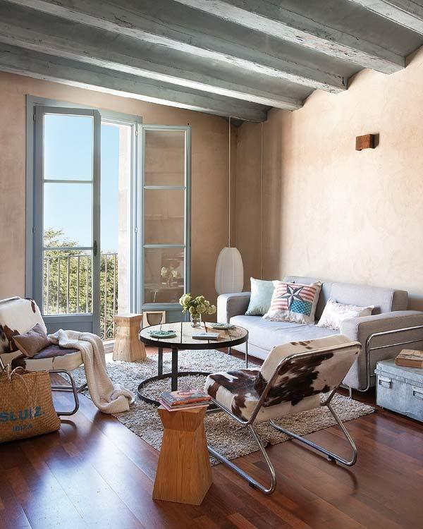 UN ATICO RECICLADO EN BARCELONA UN ATICO RECICLADO EN BARCELONA