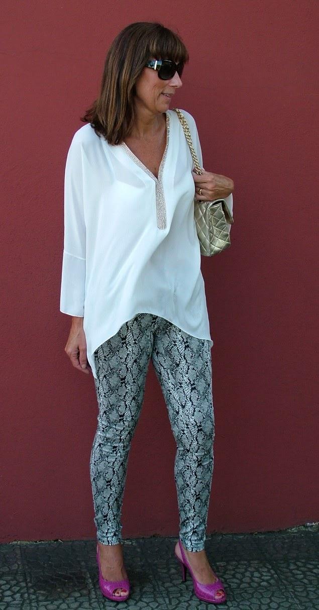 TERIA YABAR - BLUSON STRASS Y PITILLO SNAKE PRINT TERIA YABAR - BLUSON STRASS Y PITILLO SNAKE PRINT