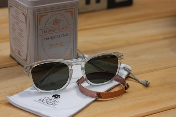 NEW IN!! Cheap Monday new in, zalando, dscuento, shopping online, blogger, funfairmood, sunglasses,