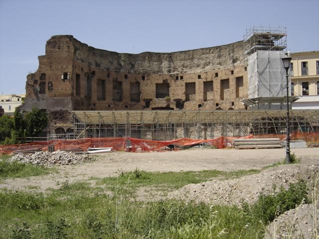 Baños de Trajano. La Domus Aurea sigue enterrado abajo. Fuente: Wikipedia