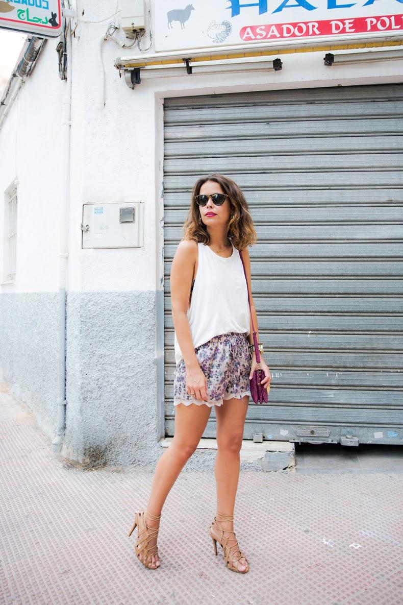 Lace Detail Lace Detail