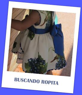 VESTIDO CON VUELO EN EL PARQUE VESTIDO CON VUELO EN EL PARQUE