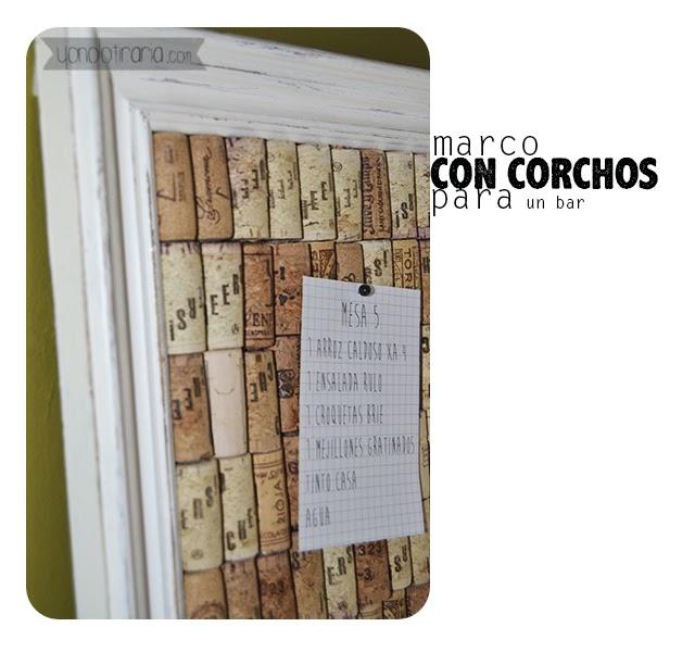Marco con corchos de vino. Marco con corchos de vino.