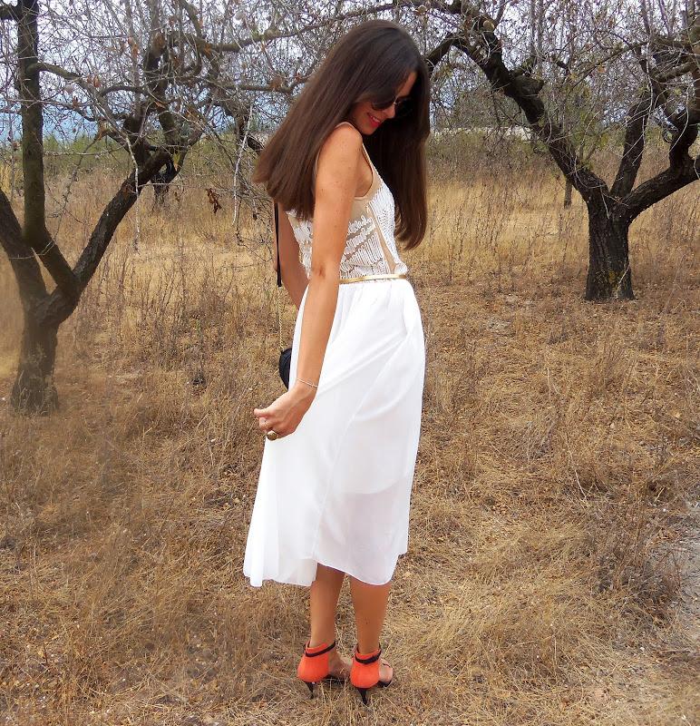 WhiTe SheiNSiDe WhiTe SheiNSiDe