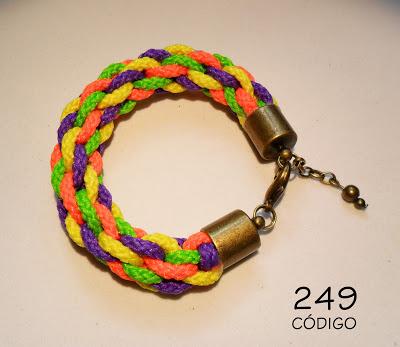 Figuras en la arena. Figuras en la arena.