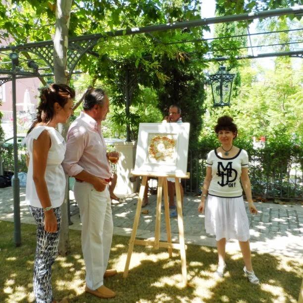 Sonia Pastor convierte en arte el Oro de 18 kilates. Sonia Pastor convierte en arte el Oro de 18 kilates.