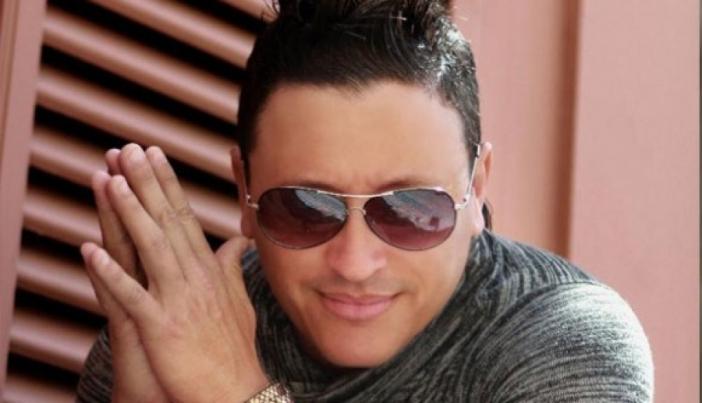 “SUAVEMENTE” de Elvis Crespo, el mejor merengue de toda la historia !! “SUAVEMENTE” de Elvis Crespo, el mejor merengue de toda la historia !!