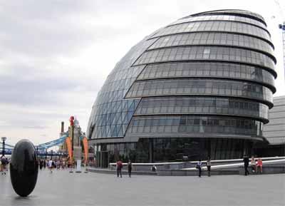 The City Hall of Norman Foster, London.