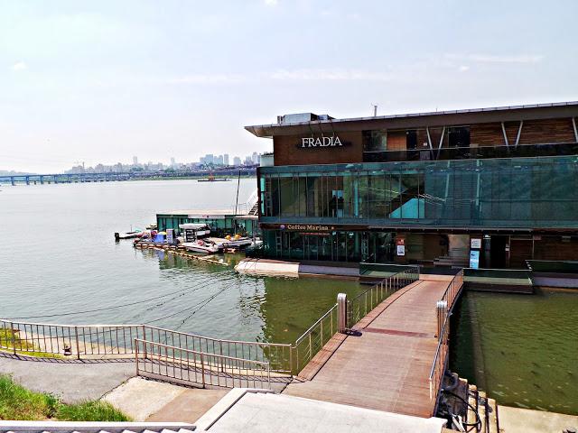 Gangnam style, algo más que una canción de moda. Gangnam style, algo más que una canción de moda.