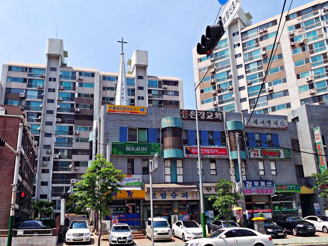 Gangnam style, algo más que una canción de moda. Gangnam style, algo más que una canción de moda.