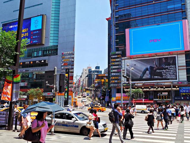 Gangnam style, algo más que una canción de moda. Gangnam style, algo más que una canción de moda.