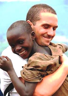 UNA EDUCACIÓN PARA SALIR DEL LABERINTO DE LA DUALIDAD UNA EDUCACIÓN PARA SALIR DEL LABERINTO DE LA DUALIDAD