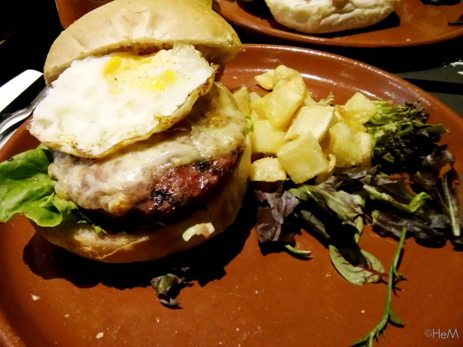 AND BURGER ZERO: La hamburguesa andorrana de carne local. AND BURGER ZERO: La hamburguesa andorrana de carne local.