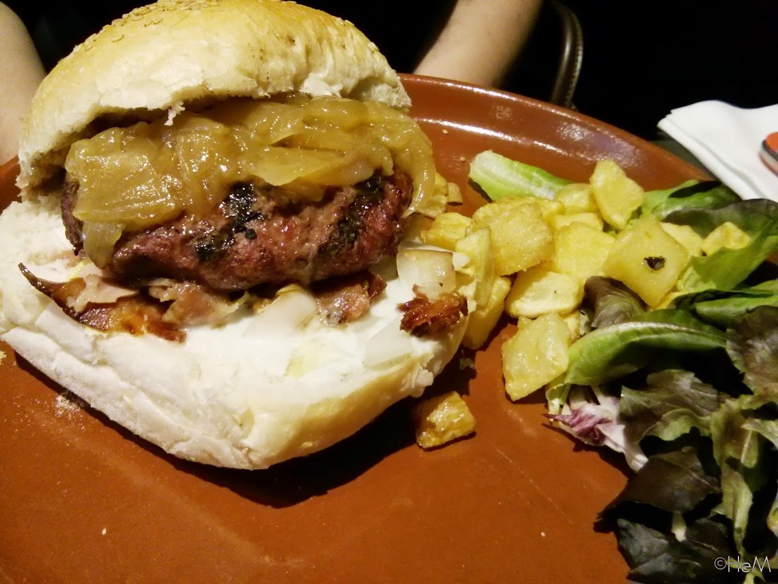 AND BURGER ZERO: La hamburguesa andorrana de carne local. AND BURGER ZERO: La hamburguesa andorrana de carne local.