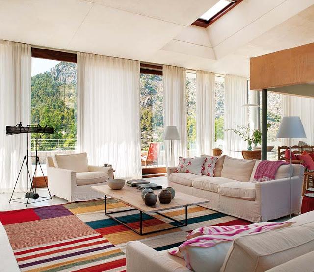 UNA CASA EN MALLORCA CONECTADA CON EL EXTERIOR UNA CASA EN MALLORCA CONECTADA CON EL EXTERIOR