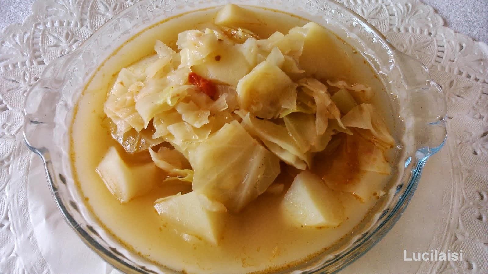 Repollo cocido con patata y limón Repollo cocido con patata y limón