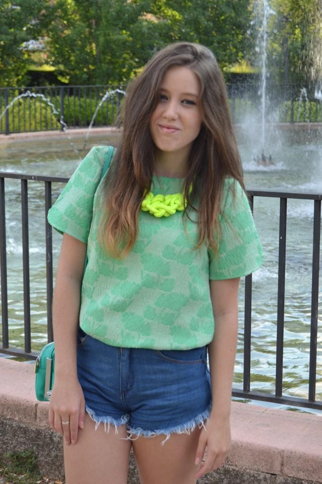 GREEN GREEN