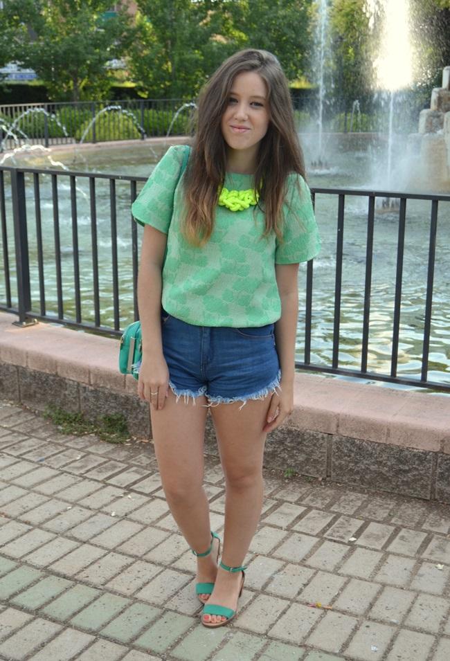 GREEN GREEN