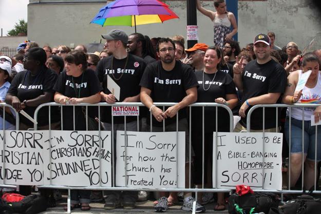 Cristianos en el Orgullo Gay de Chicago 2010 piden perdón por la Homofobia en la Iglesia