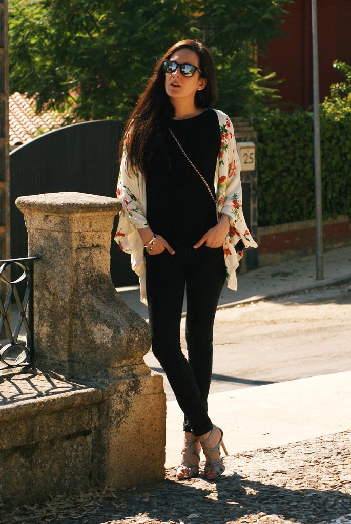 kimono: kimono:
