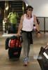 Ian Somerhalder en el aeropuerto LaGuardia de Nueva York (31 de Agosto) imagebam.com