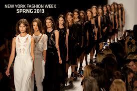 LAS FASHION WEEK: ORIGEN Y PRESENTE LAS FASHION WEEK: ORIGEN Y PRESENTE