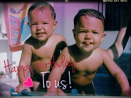 Happy Birthday to us!! la foto 5