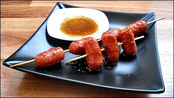 Brochetas de Frankfurts al Vodka