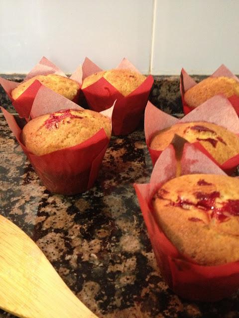Muffins de chocolate blanco y fresa!! Muffins de chocolate blanco y fresa!!