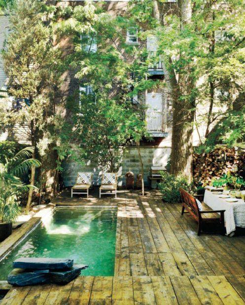 Rincones de verano / Outdoor special spaces a garden in Montreal | Angus McRitchie for Decormag, styling: Nicola Marc