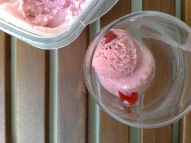 helado de cerezas al maraschino...segunda entrega!! helado de cerezas al maraschino...segunda entrega!!