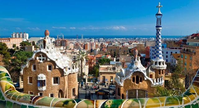 BARCELONA...EL DRET A GAUDÍ...(R...); DEL PARC GÜELL...4-09-2013 BARCELONA...EL DRET A GAUDÍ...(R...); DEL PARC GÜELL...4-09-2013