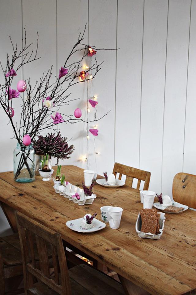 DIY.....UNA GUIRNALDA DE FLORES HECHAS CON HUEVERAS DIY.....UNA GUIRNALDA DE FLORES HECHAS CON HUEVERAS